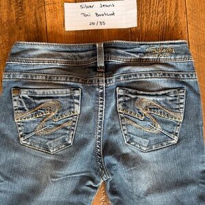 Silver Jeans Medium Blue Toni Bootcut Jeans with Embroidered Back Pockets